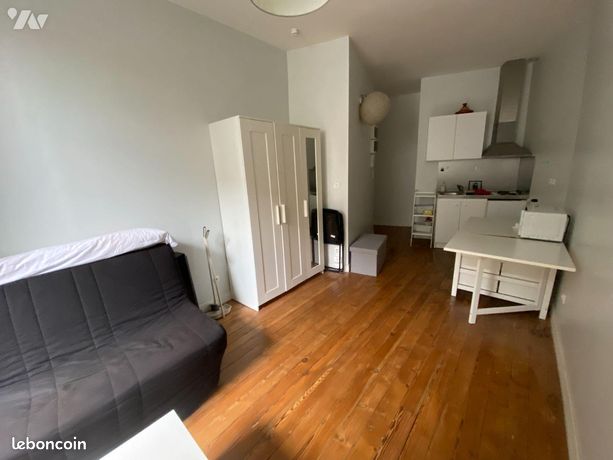 Studio 1 pièce 19 m²