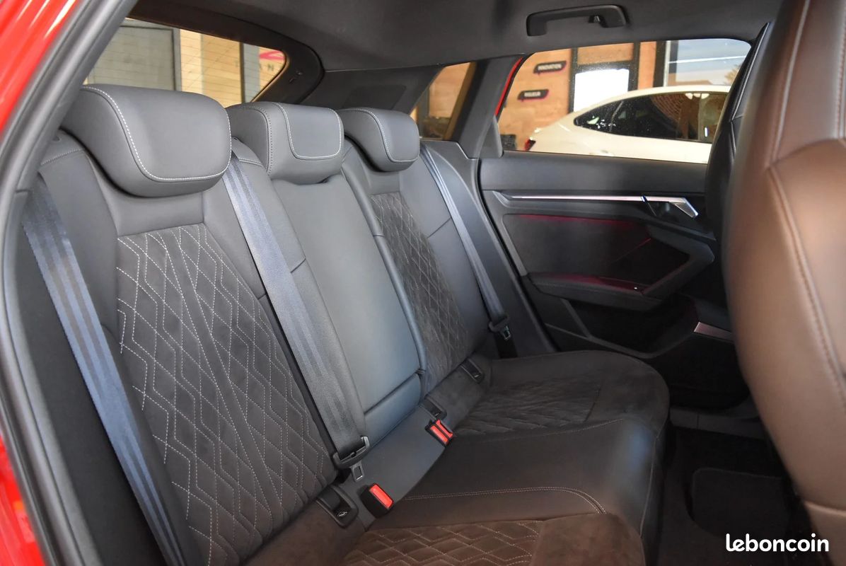 AUDI S3 SPORTBACK TFSI 310 S tronic 7 Quattro (image 18)