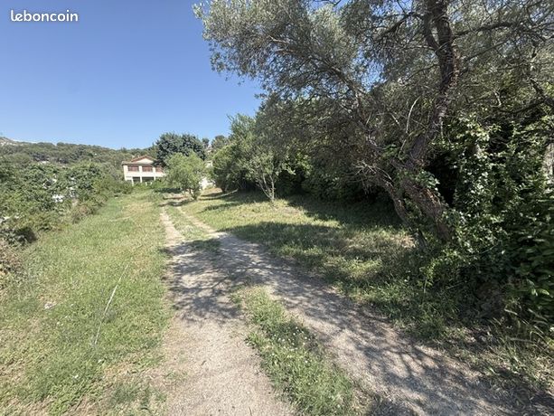 Terrain 916 m² Allauch