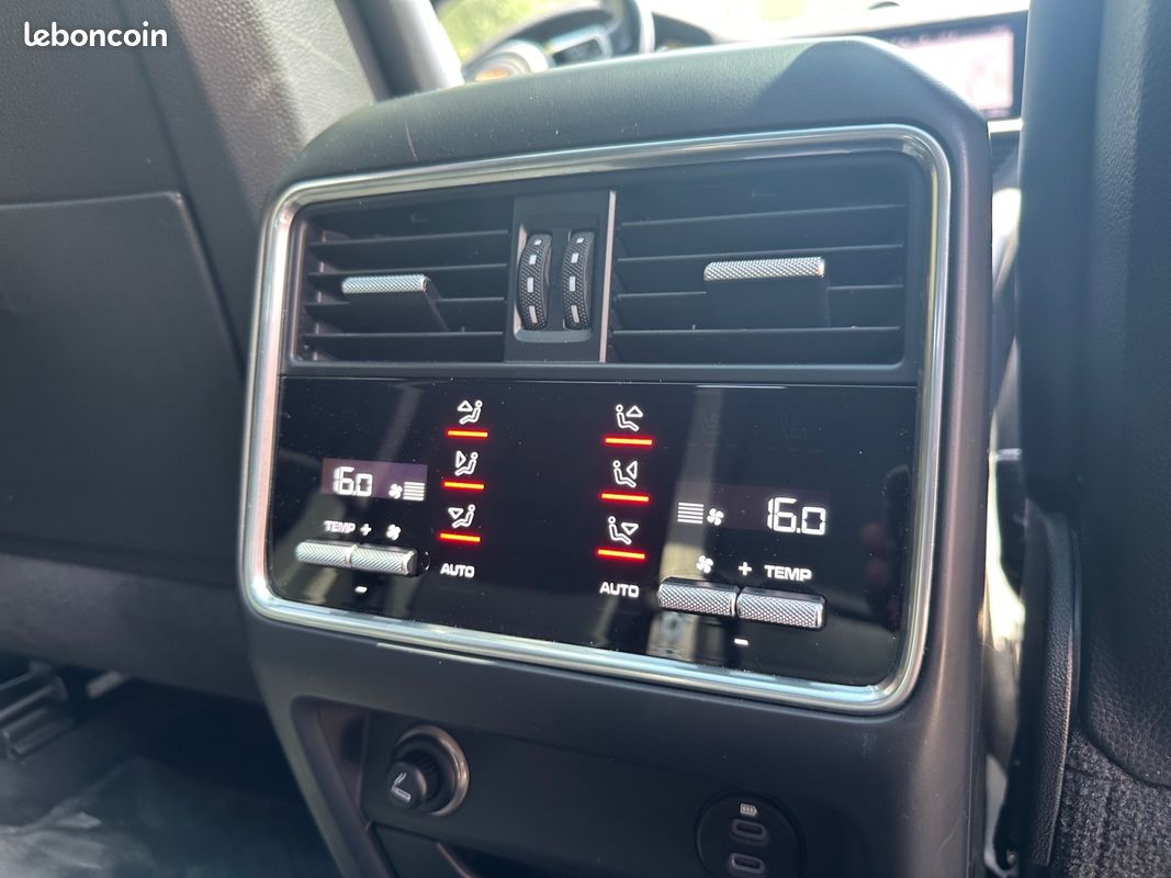 PORSCHE CAYENNE COUPE 3.0 V6 440 ch Tiptronic BVA S Garantie 12 Mois (image 17)