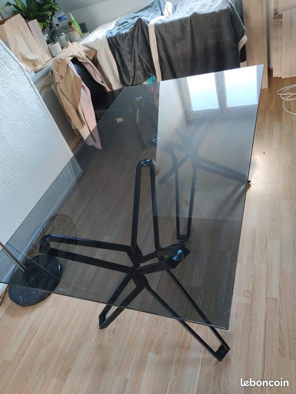 Table en verre (image 2)