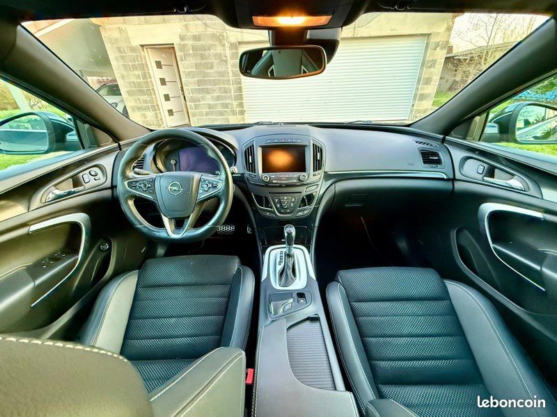 Opel Insignia OPC 2.8L V6 325ch Break 2014 Phase 2 Sports Tourer (image 12)