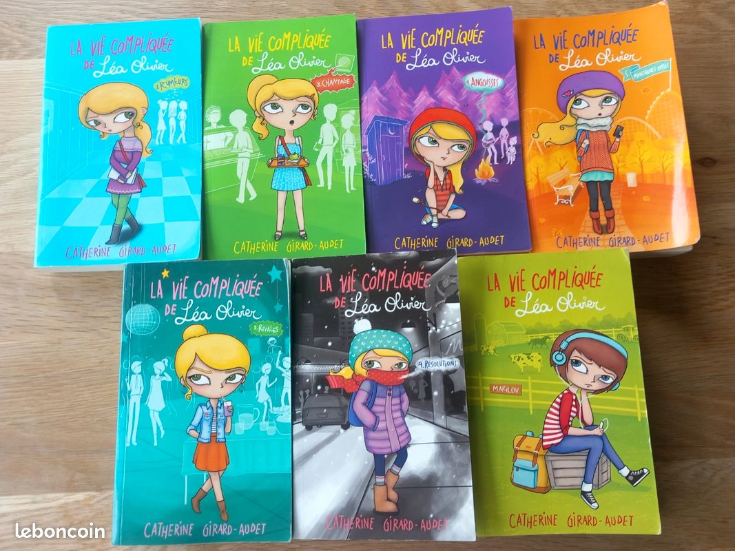 Lot 7 Livres jeunesse : La vie compliquée de Léa Olivier - TBE (image 1)