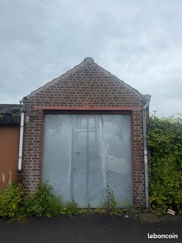 Garage à vendre 18m2 rue Jules guesde · à Lourches · 14 500 €
