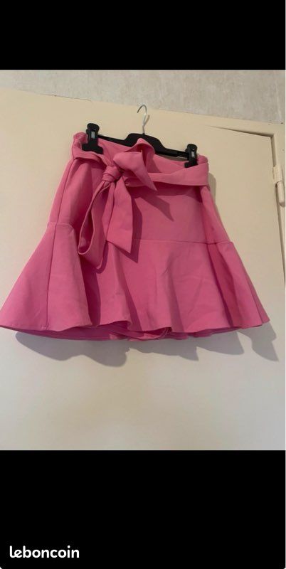 Jupe rose (image 1)