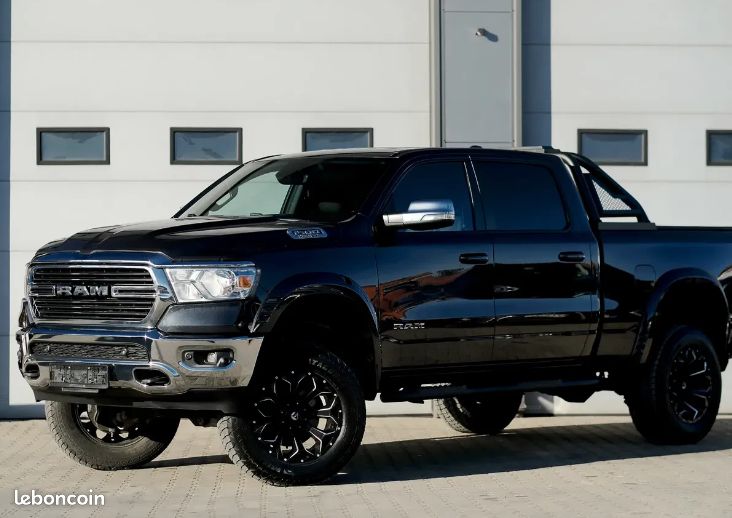 Dodge RAM 1500 BIG HORN 5.7 HEMI 4X4 401 CH / EXCLUSIVITÉ (image 1)