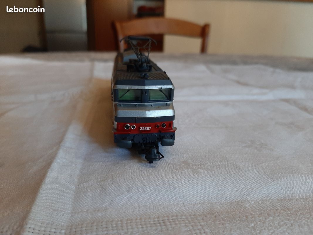 Locomotive électrique BB 7290 SNCF ép. IV-V - analogique - HO 1/87