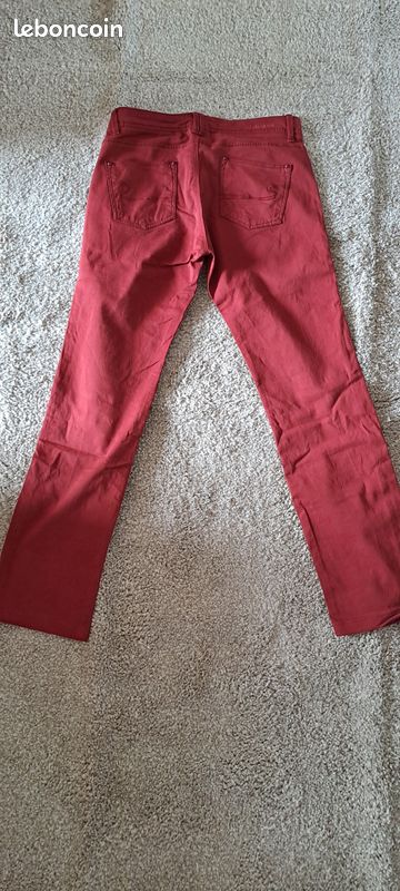 Pantalon rouge sombre femme (image 2)