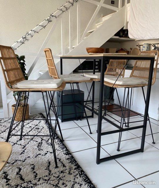 Chaise haute en rotin (image 3)
