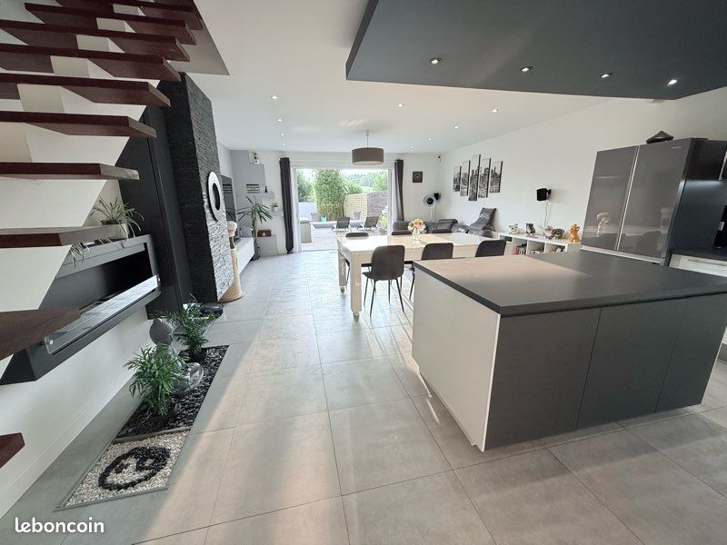 Maison 5 pièces 120 m² · à Eysines · 120 m² · 449 900 €