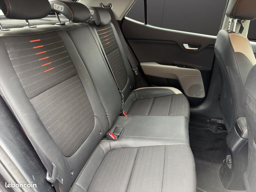 KIA STONIC 1.0 T-GDI - 120 - Stop&Go Design (image 19)