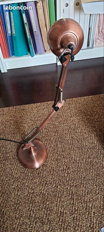Lampe de bureau (image 3)