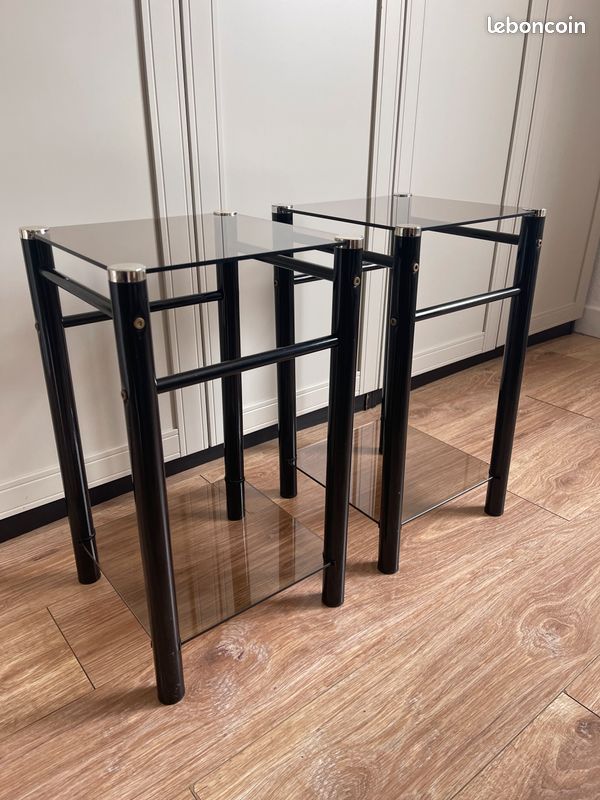 Tables d'appoint ou chevets en tube acier/verre fumé (image 13)