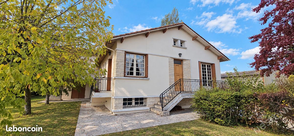 Maison 5 pièces 179 m² · à Cours-de-Pile · 179 m² · 179 000 €