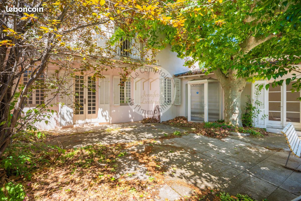 Maison 5 pièces 138 m² · à Marseille · 138 m² · 850 000 €