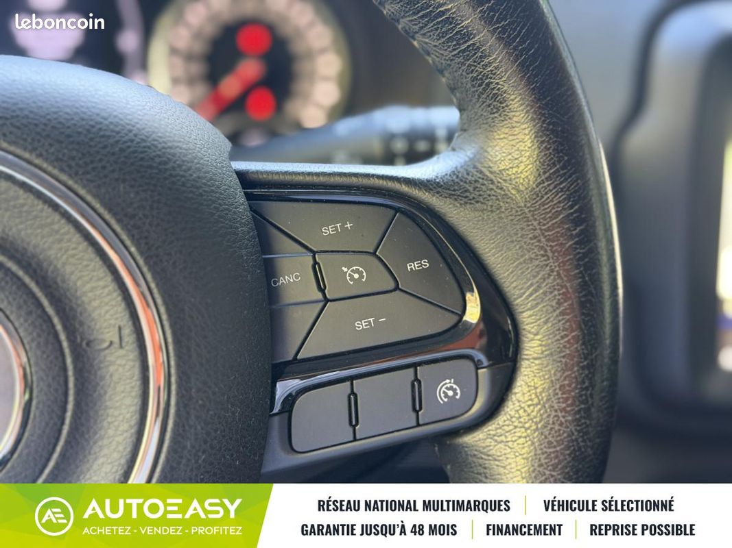 Jeep Renegade 1.6 CRD 120 BROOKLYN EDITION 2WD * ENTRETIEN ET DISTRI OK * CT OK * GARANTIE 6 MOIS (image 24)