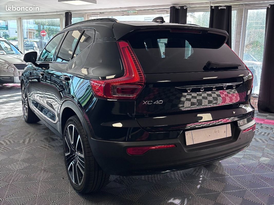 VOLVO XC40 T5 Recharge 180+82 ch DCT7 R-Design (image 5)