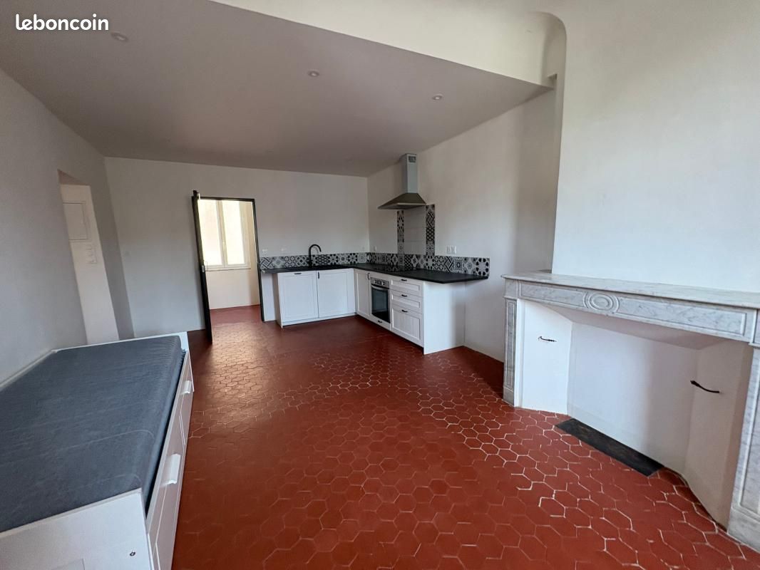 Appartement 3 pièces 53 m² · à Riez · 53 m² · 680 €/mois