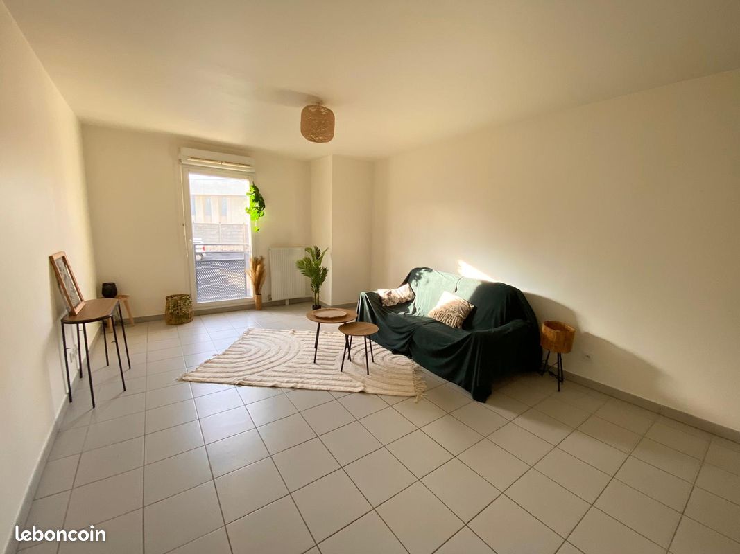Appartement 1 pièce 32 m² · à Saint-Fargeau-Ponthierry · 32 m² · 630 €/mois