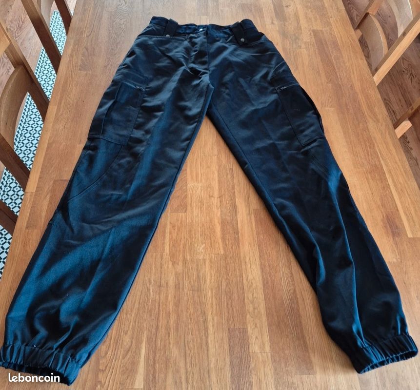 Pantalon d intervention (image 1)