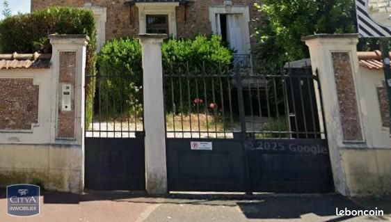 Garage Corbeil Essonnes · à Corbeil-Essonnes · 137 €/mois