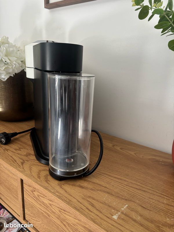☕ Machine à café Nespresso Vertuo Magimix – Blanc & Noir (image 11)