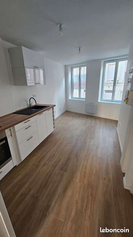 Appartement 2 pièces 27 m² · à Lille · 27 m² · 690 €