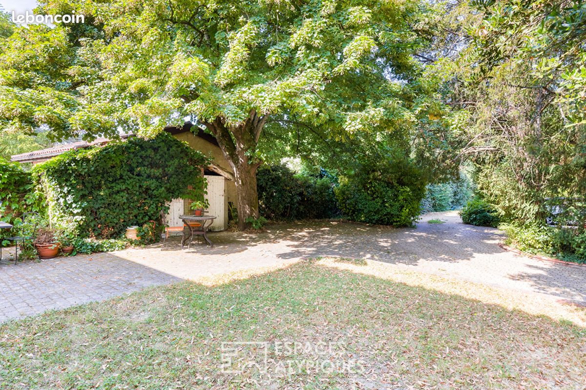 Maison 8 pièces 153 m² à Cépet