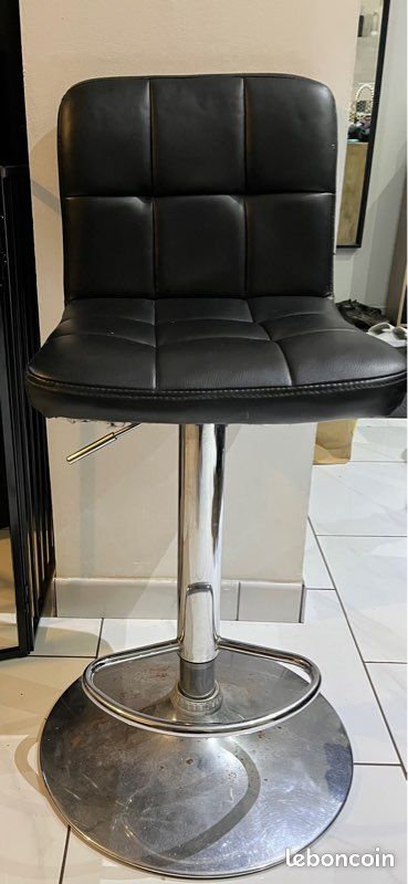 Chaise de bar (image 1)
