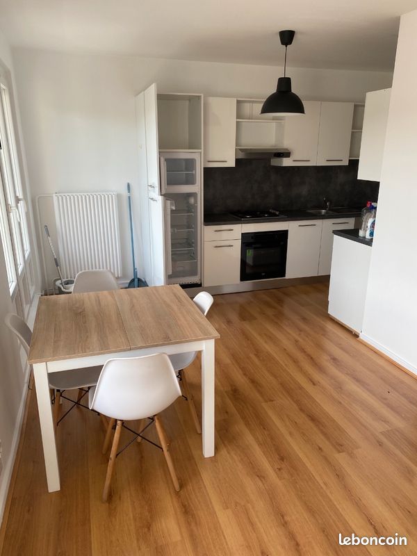 Appartement 1 pièce 33 m² · à Neuville-sur-Saône · 33 m² · 654 €/mois