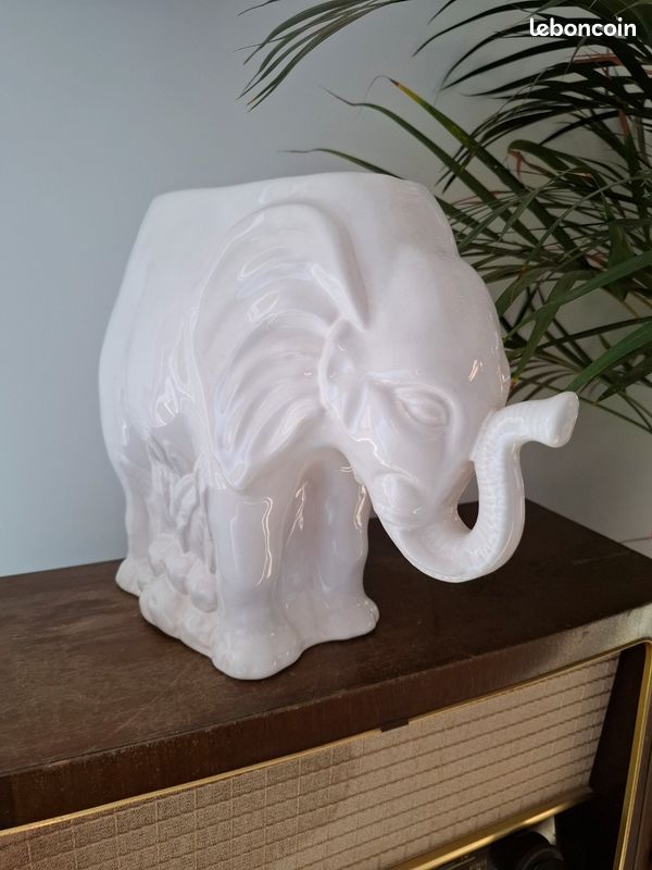 Vase / cache-pot éléphant en céramique blanche (image 4)