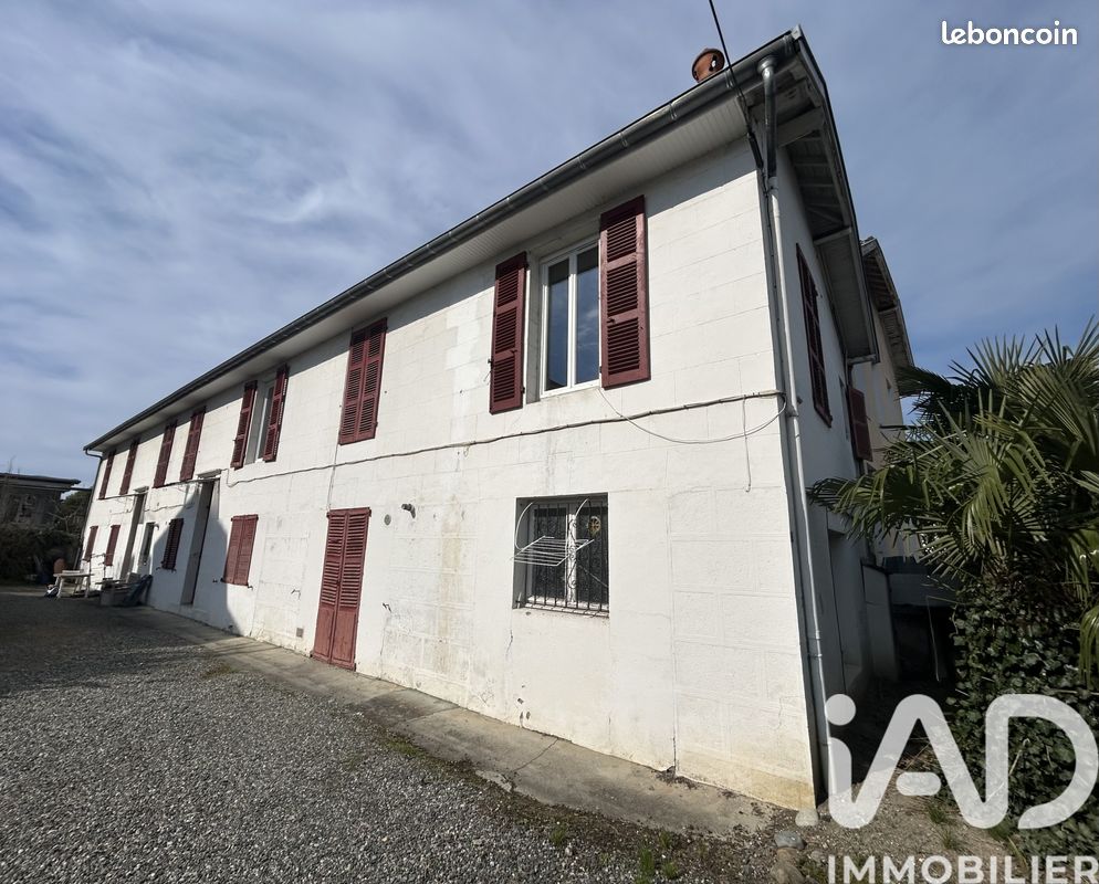 Immeuble 240 m² · à Pau · 240 m² · 380 000 €