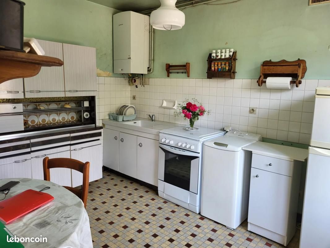 Maison 95 m² Civaux - Civaux 86320 (image principale 4)