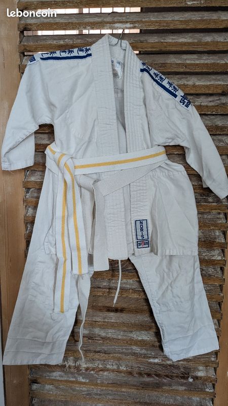 Tenue judo taille 100. Cm (image 1)