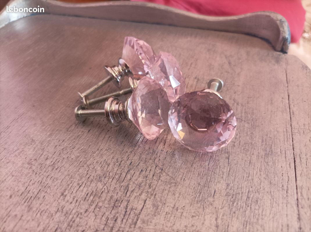 Boutons de meubles verre rose (image 3)