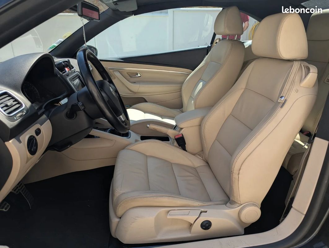 VOLKSWAGEN EOS 2.0 16S TDI 140 CR FAP Carat Toit Ouvrant/ Sièges Chauffant (image 12)