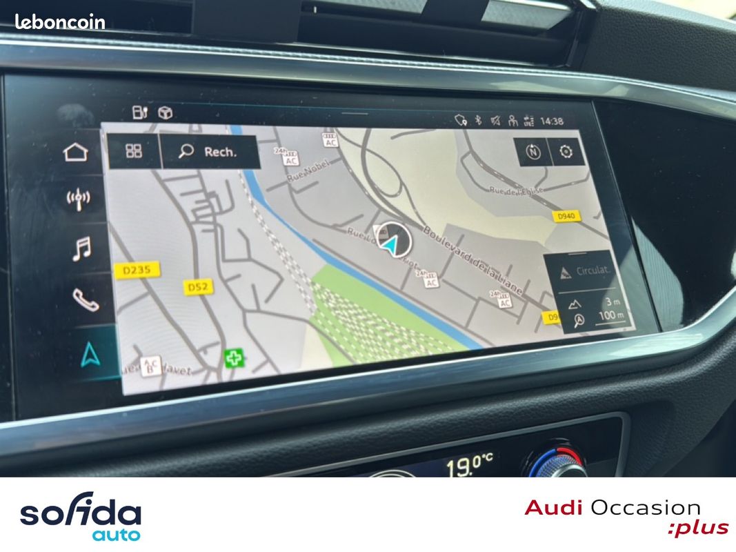 AUDI Q3 45 TFSIe 245 ch S tronic 6 S line (image 14)