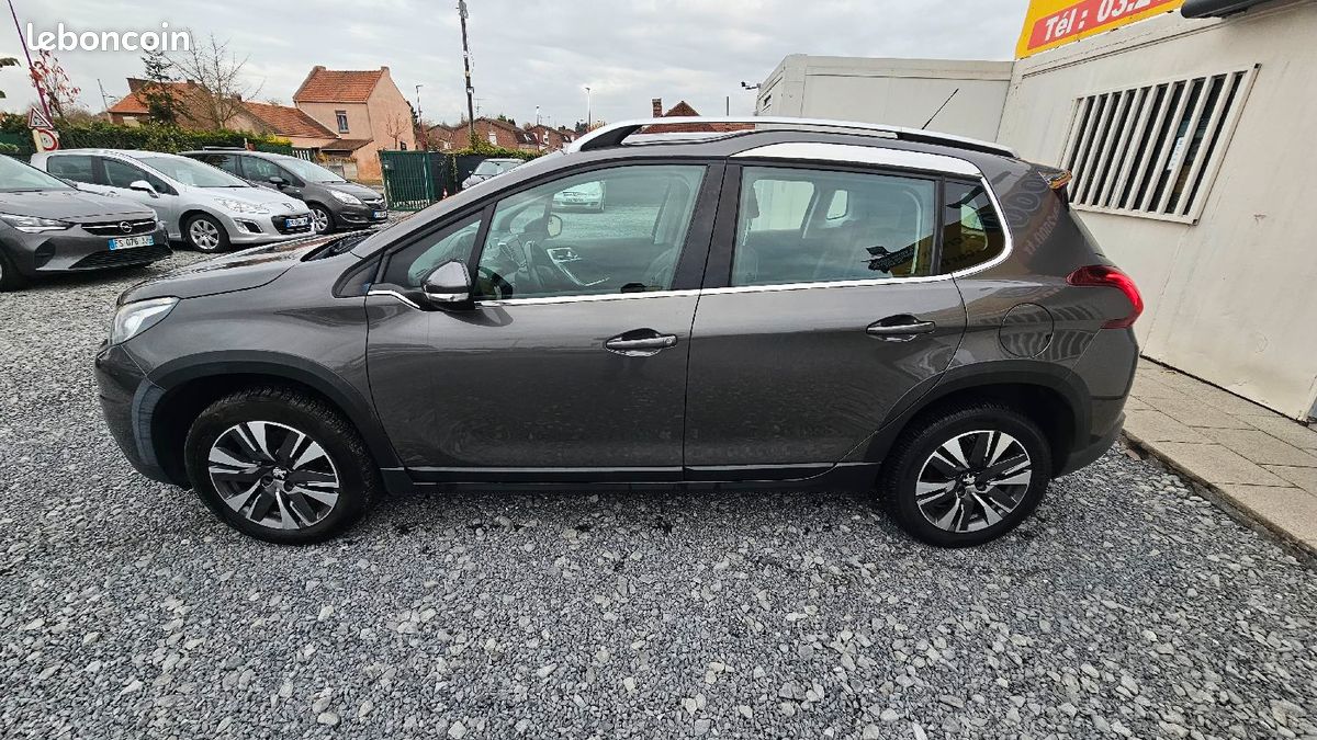 Peugeot 2008 1.2 thp 110 chv allure (image 5)