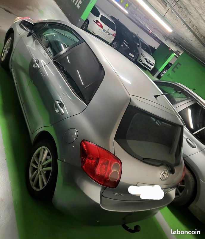 Toyota auris d4d (image 1)