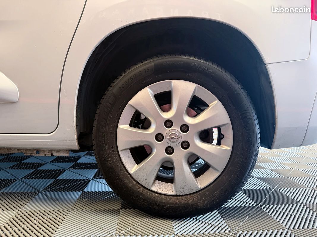 Opel COMBO Elegance Pack L2H1/XL Elegance (image 12)