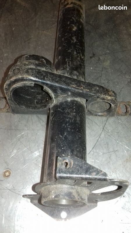1 support colonne de direction de r8 (image 1)
