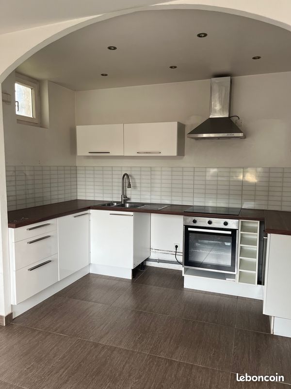 Maison 4 pièces 80 m² · à Orange · 80 m² · 1 150 €/mois