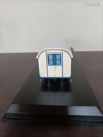 Schuco 1/43 Hanomag ST100 Avec Remorque Mack Et Cirque Krone, Rouge, Occasion