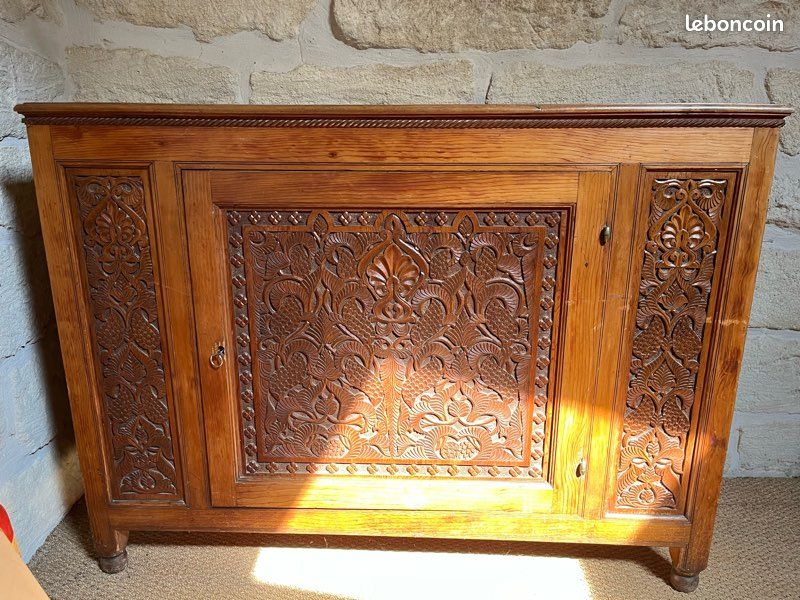 Buffet bas style orientaliste (image 1)