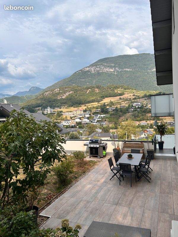 Appartement 3 pièces 70 m² · à Saint-Jeoire-Prieuré · 70 m² · 299 000 €
