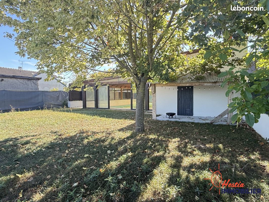 Maison 5 pièces 199 m² · à Bourgogne-Fresne · 199 m² · 599 000 €