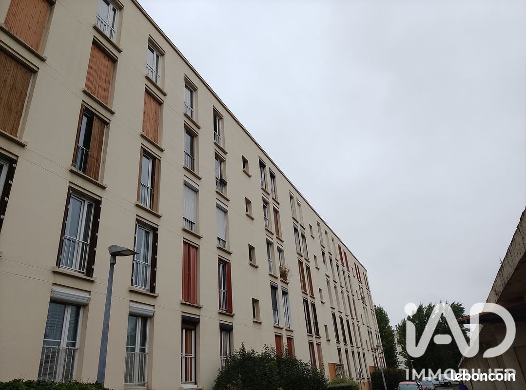 Appartement 4 pièces 63 m² · à Chelles · 63 m² · 170 000 €
