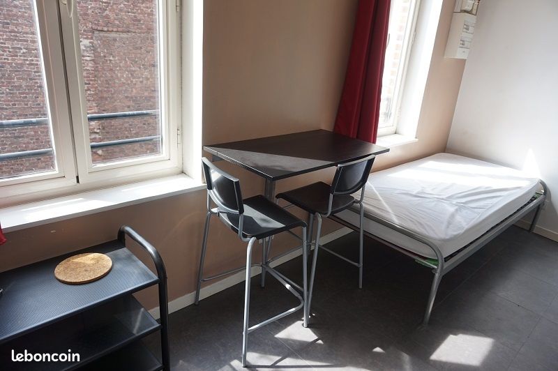 Appartement 1 pièce 16 m² · à Lille · 16 m² · 327 €/mois