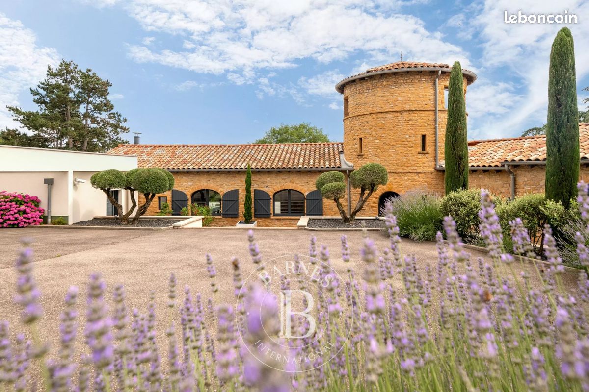 Maison 10 pièces 513 m² · à Limonest · 513 m² · 2 700 000 €
