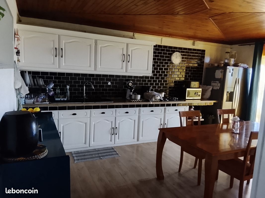 Maison 6 pièces 130 m² · à Saint-Joseph · 130 m² · 230 000 €